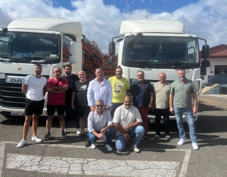 gabriel-romero-formacion-alumnos-camion